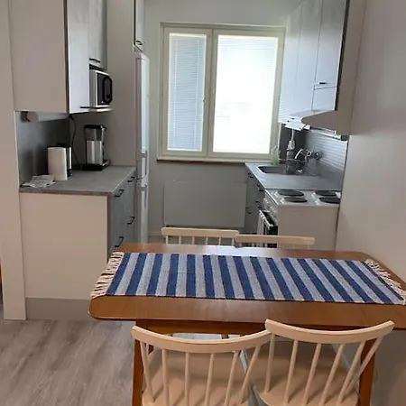 Huoneisto Laehellae Keskustaa Apartment *